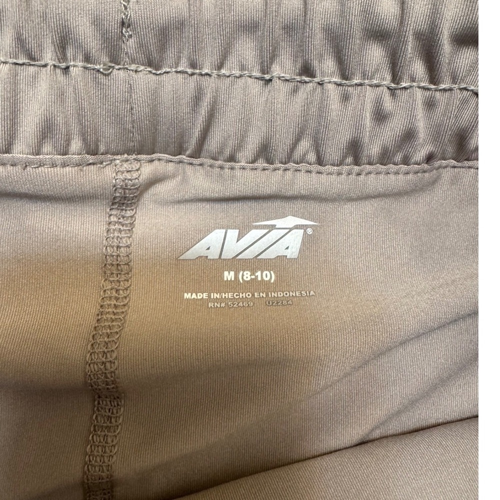 Avia Womens Leopard Print Bike Liner Running Shorts Tan Size M 8-10 NWT - Picture 5 of 5